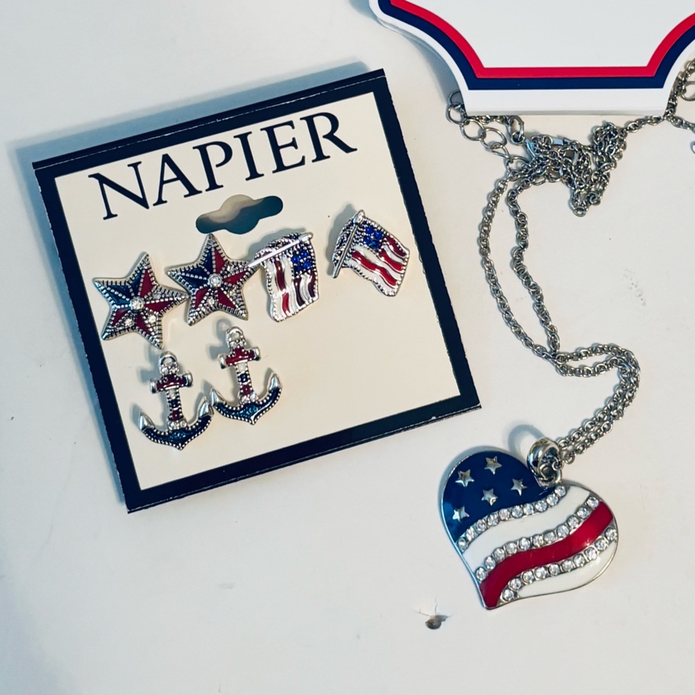 PATRIOTIC Jewelry Set Necklace and 3-Pr Earrings **NEW**